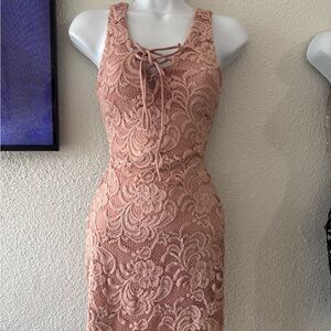 Elegant Lace Sleeveless Dress - Pink